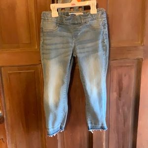 Small (6-7) Old Navy girls skinny crop jeans